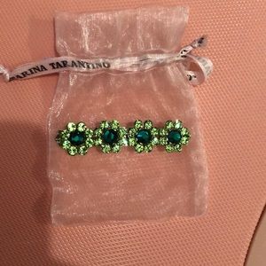 Tarina Tarantino hair clip